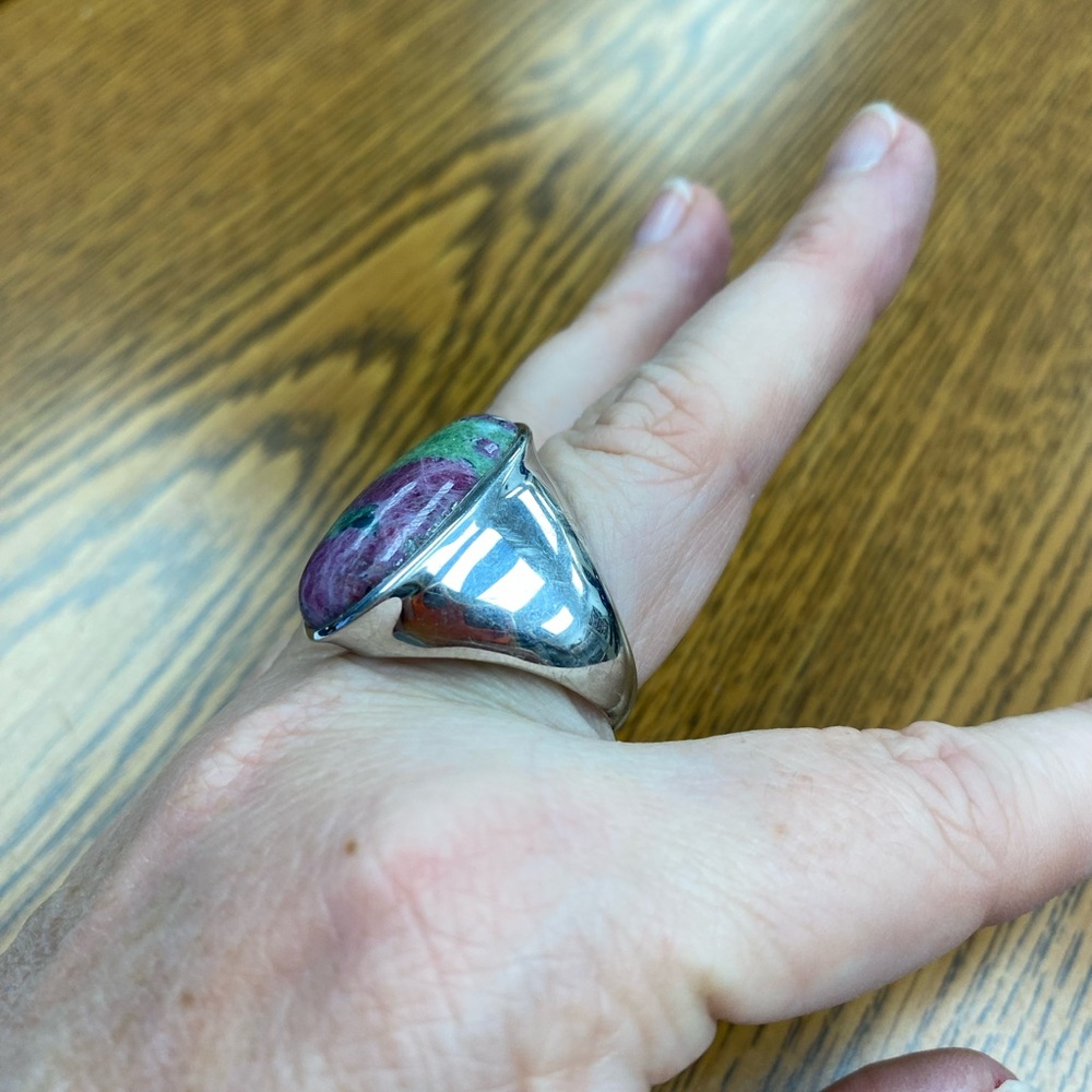 Big Ruby Zoisite Ring - image 2